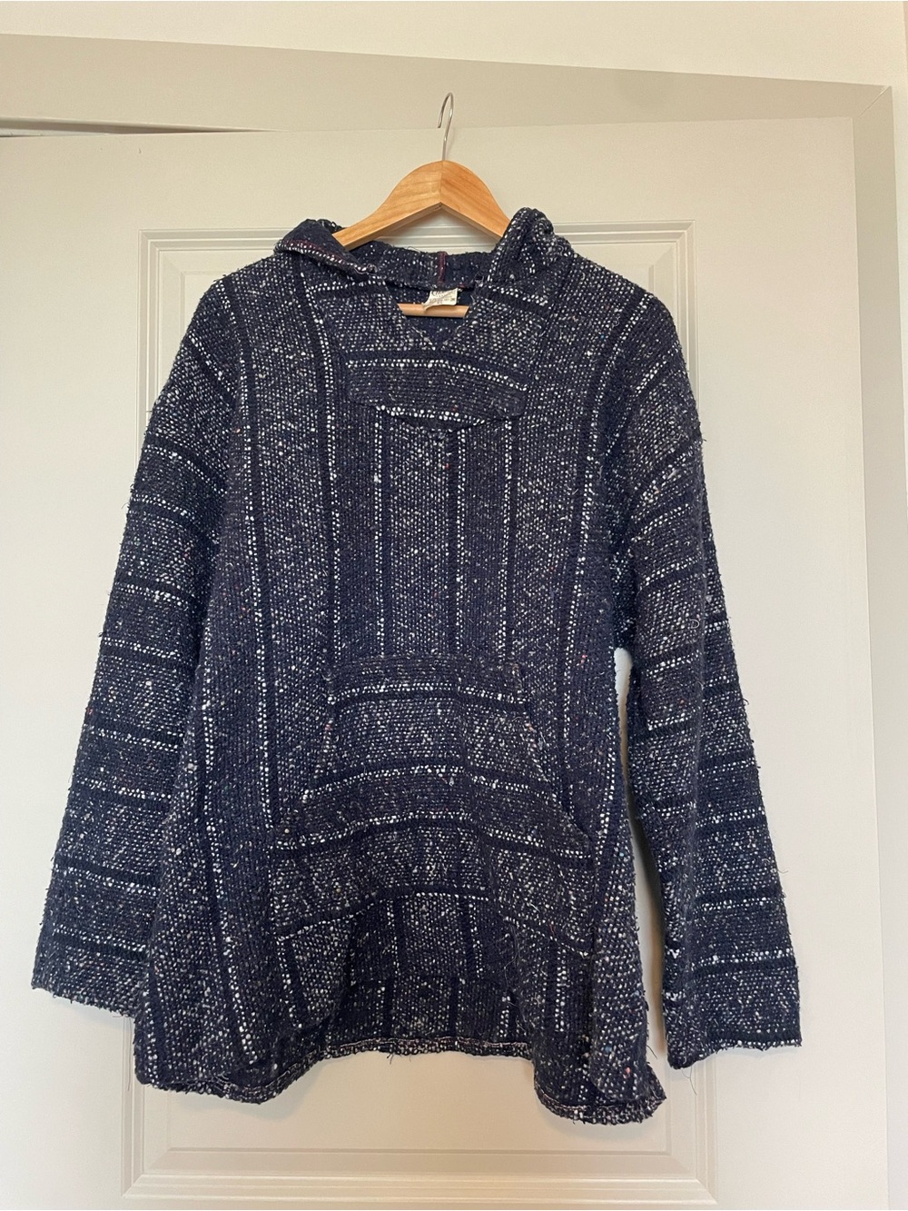 Men’s Dark Blue and White Woven Mexican Baja Hoodie Sweater Size XL